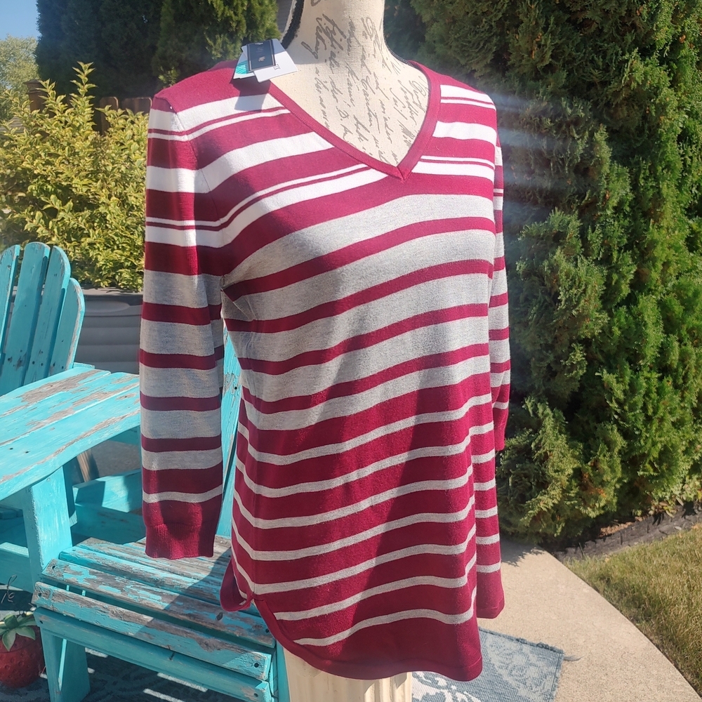Lety & Me Striped V-Neck Sweater!